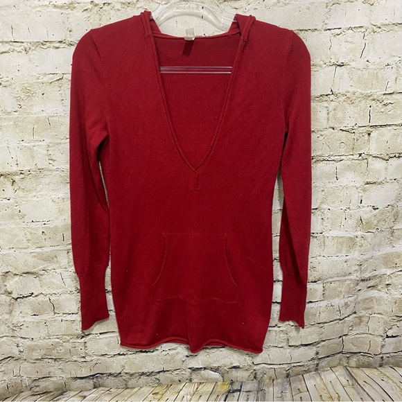 Gap Body Red Soft V Neck Hooded Pullover Thin Knit Sweater - Picture 1 of 6